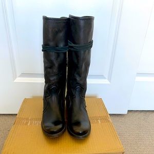 Freebird Diamond size 7 black/croc multi